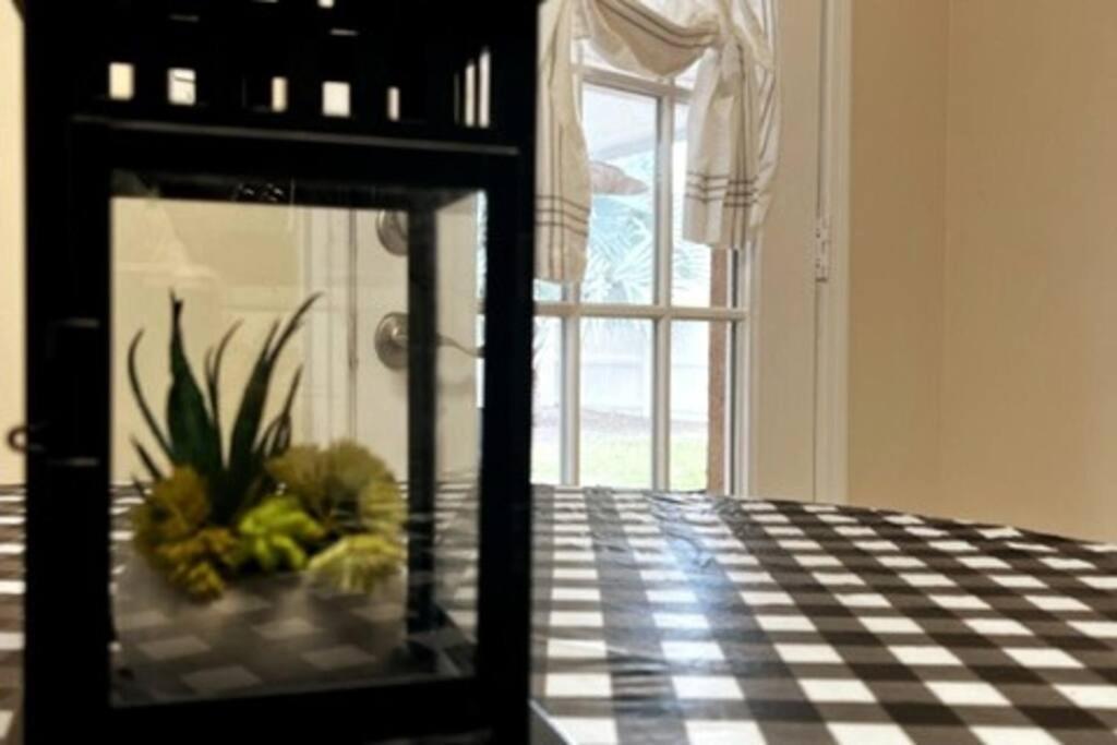 House Close To Downtown, Airport, Raymond James Stadium, And Many More Places Tampa Kültér fotó